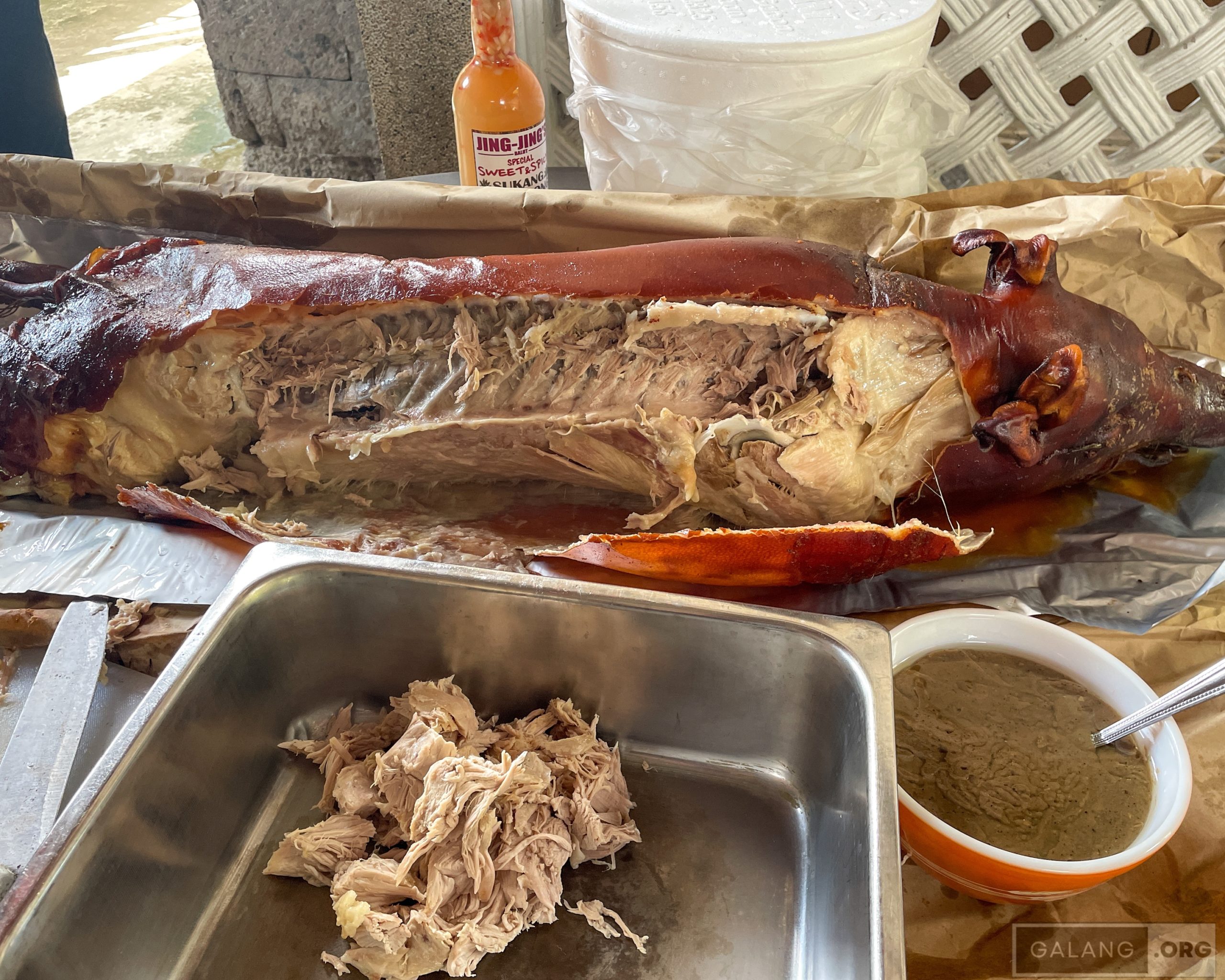 I didn’t catch the lechon uncarved, so here’s what I got for the camera.